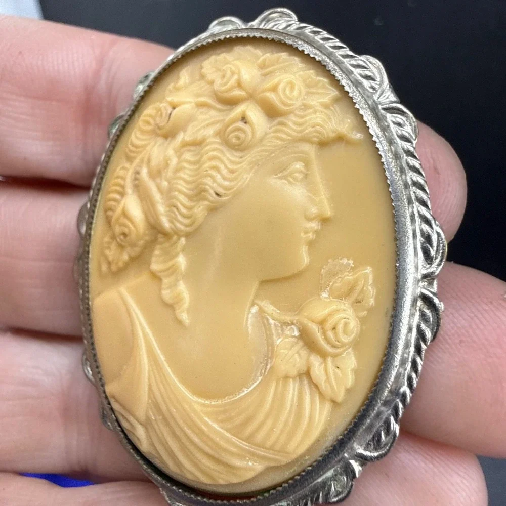 cameo welcome my
